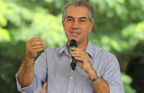 Governador dá posse a nova diretoria da Jucems