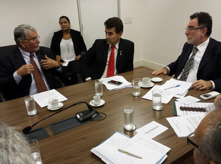Reunião de Zeca e Patrus aconteceu em Brasília