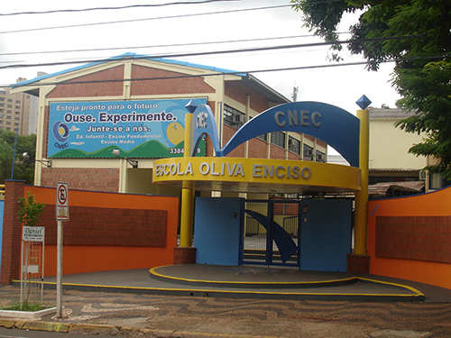 Escola Cenecista Oliva Enciso (CNEC), na Rua 25 de Dezembro com Afonso Pena (divulgação)