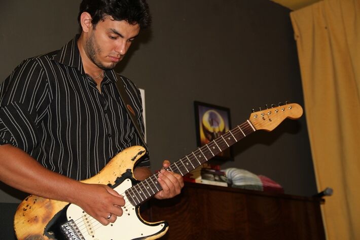 Felipe Grillo, guitarrista da Tio Zé, idealizador do evento