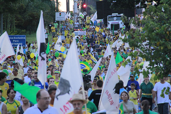 Manifestação em Campo Grande