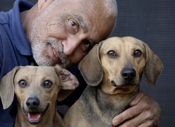 Ivaldo Aguiar acredita que valeria a pena pagar caro para tratar os cães: remédio pode ultrapassar R$ 1 mil