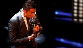 O português Cristiano Ronaldo, do Real Madrid, foi escolhido pela Fifa o melhor jogador do mundo