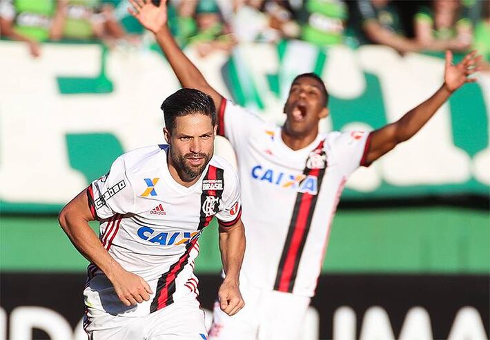 Diego marcou o gol do triunfo e ajudou Flamengo a quebrar jejum de quatro rodadas sem vencer