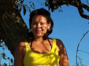 Débora dos Santos saiu de casa no dia 13 deste mês e não foi mais vista