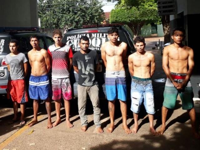 Sete presos envolvidos em roubos de carros na Depac Piratininga