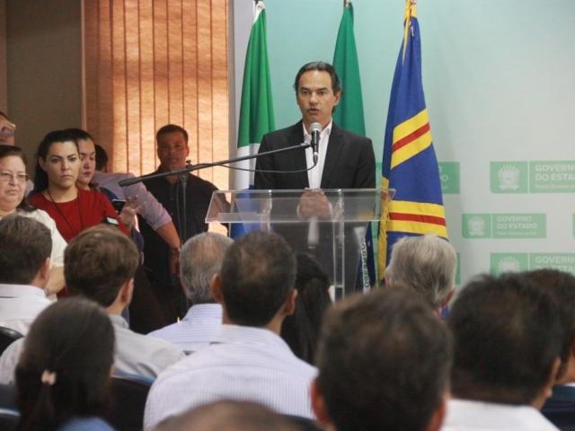 Prefeito de Campo Grande, Marquinhos Trad (PSD), durante discurso na governadoria.
