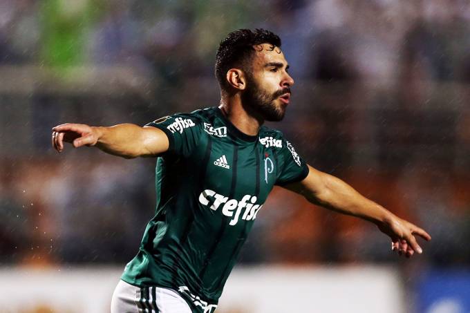 Bruno Henrique marcou o gol do Palmeiras no tempo normal