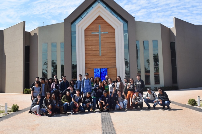 Alunos conheceram a Paróquia Universitária São João Bosco