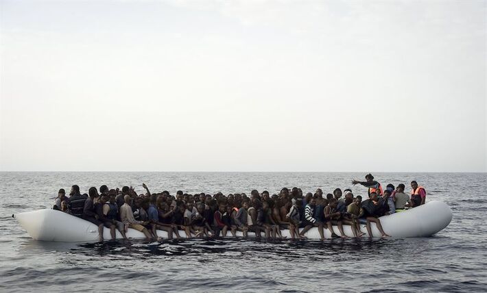 Barcos com imigrantes foram resgatados na costa da Líbia