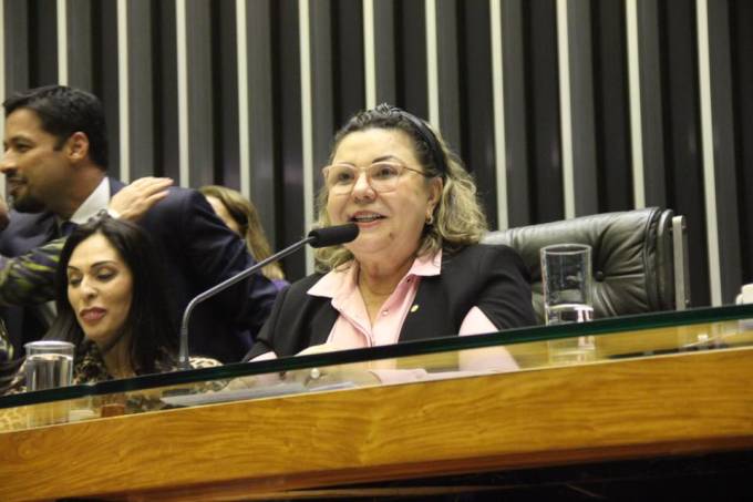 Deputada Tereza Nelma (PSDB-AL) (Reprodução/Facebook)