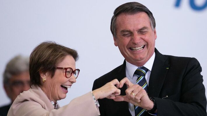 O presidente Jair Bolsonaro (PSL) e a ministra da Agricultura, Tereza Cristina, durante evento que marca 200 dias do governo