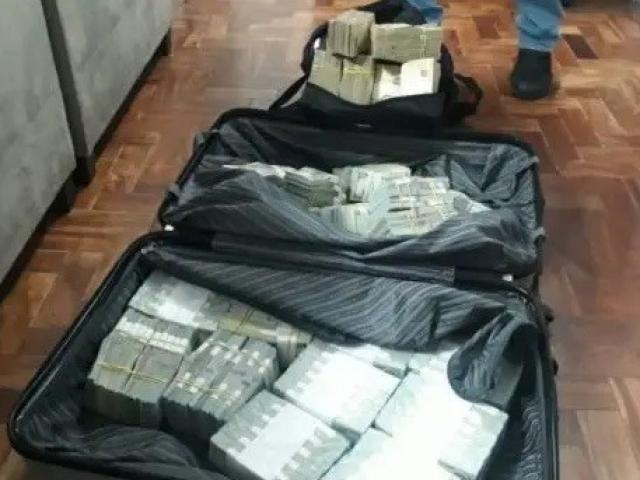 Polícia encontrou US$ 2 milhões nos endereços investigados na Operação Alba Vírus