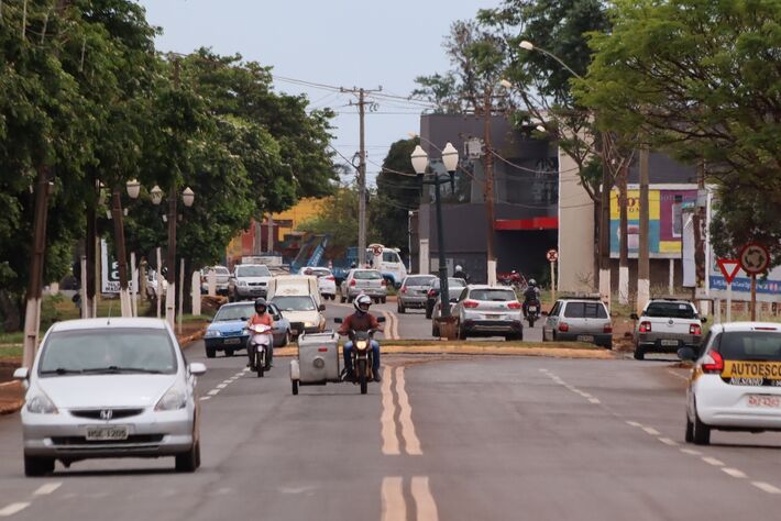 Rua Coronel Ponciano é hoje uma das vias mais movimentadas de Dourados