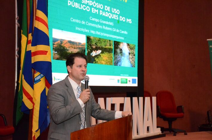Coordenador da Frente Parlamentar de Desenvolvimento das Unidades de Conservação Ambientais, deputado Renato Câmara participou na semana passada do 1º do Simpósio de Uso Público em Parques no Mato Grosso do Sul