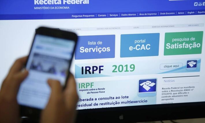 O contribuinte que não receber a restituição deverá ir a qualquer agência do Banco do Brasil