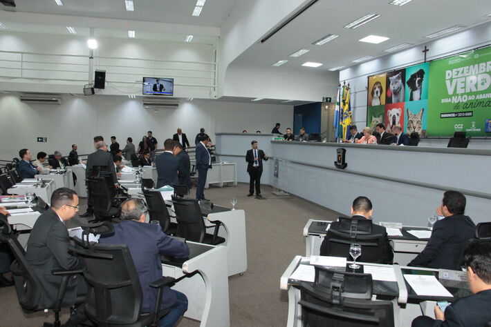 Os vereadores da Câmara Municipal de Campo Grande aprovaram, na sessão ordinária de 17 de dezembro de 2019
