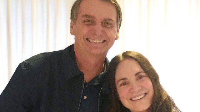 Bolsonaro convidou a atriz Regina Duarte para Secretaria da Cultura