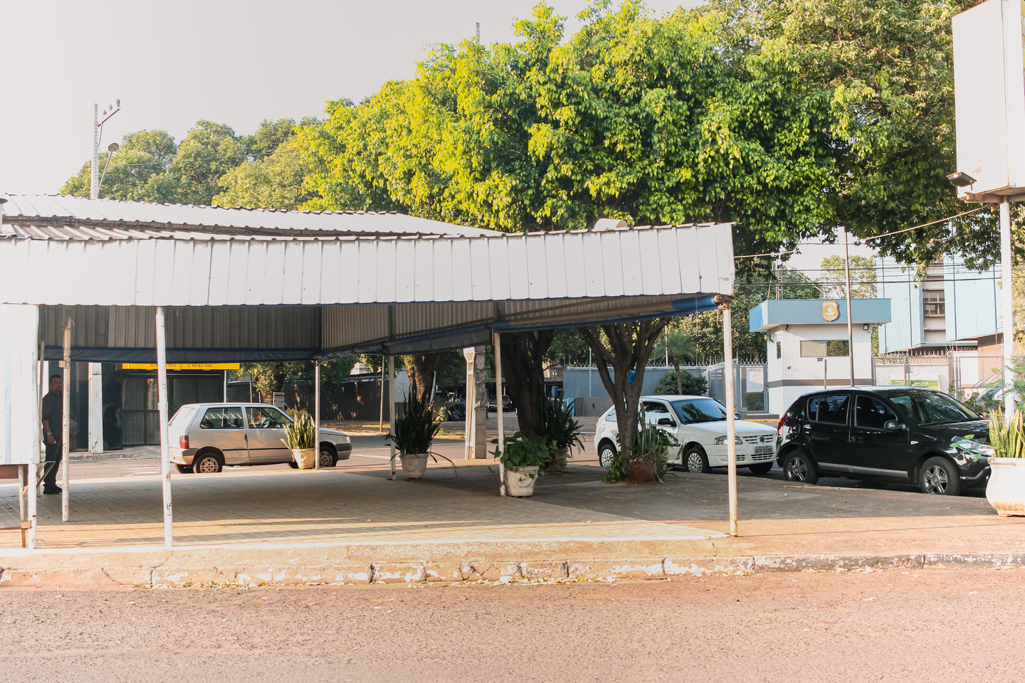 Lanchonete de Talma faica na Crisântemos (nº 20), em frente a sede da PF em Campo Grande. Foto: Tero Queiroz