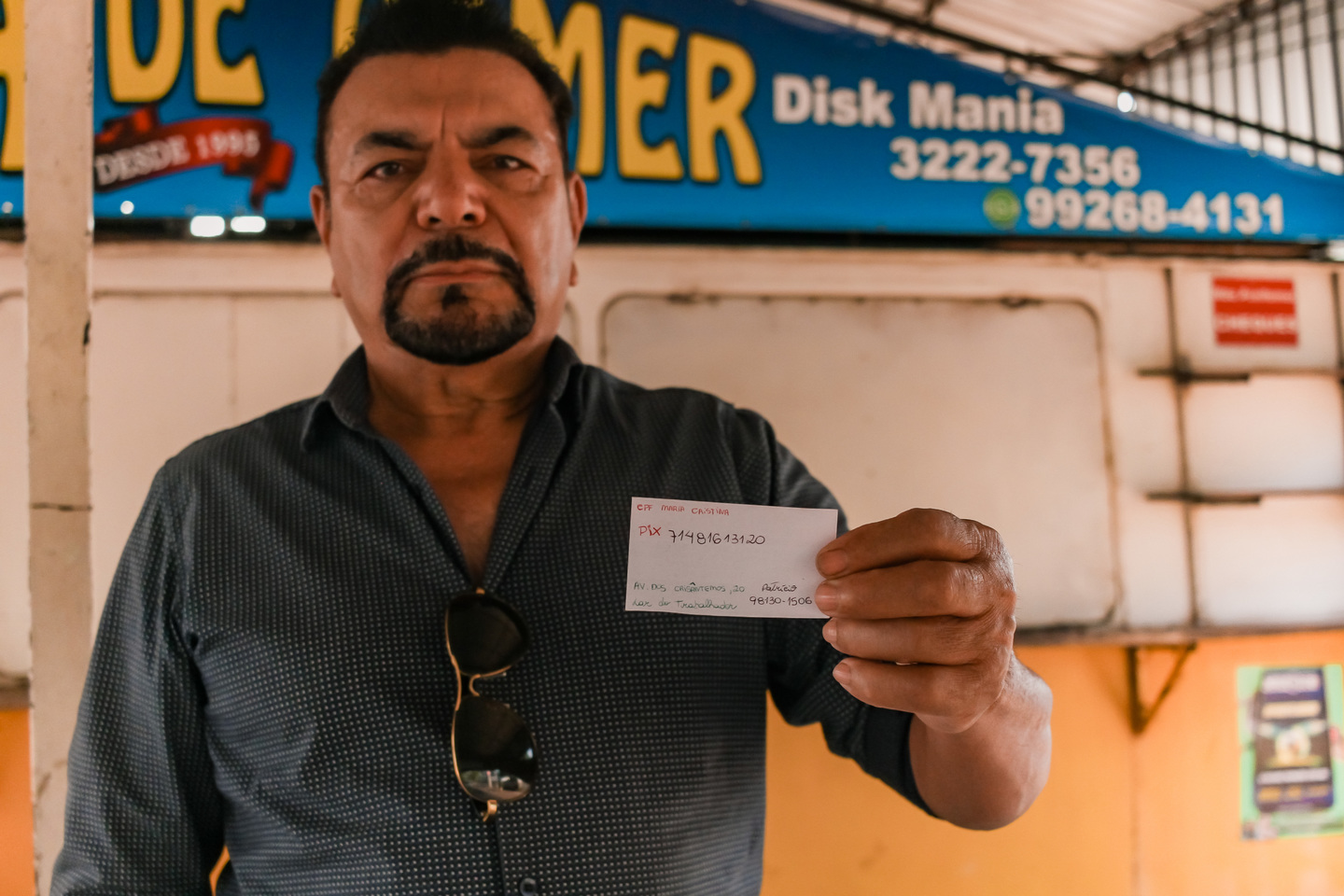 Patrício diz que as pessoas podem fazer pagamentos via PIX (na imagem) e também podem pagar no dinheiro. Foto: Tero Queiroz