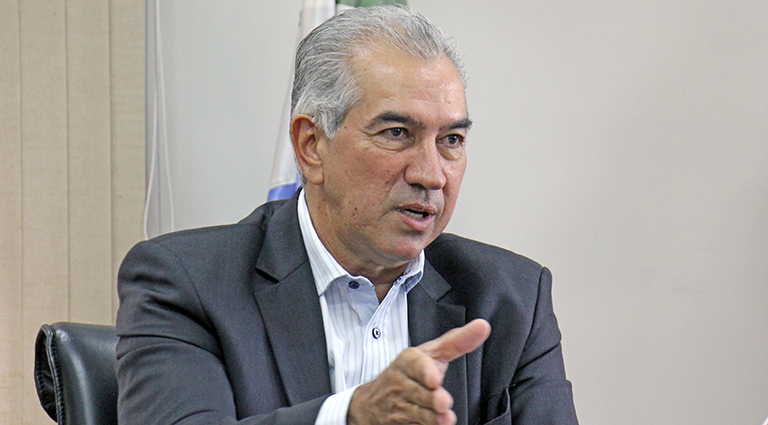 O governador Reinaldo Azambuja comenta a pressão que sofreu para não conceder a isenção. Foto: Chico Ribeiro