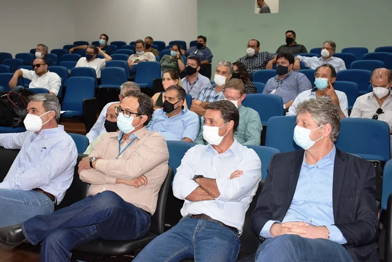 A palestra foi proferida para um p&uacute;blico seleto de t&eacute;cnicos e empres&aacute;rios do ramo de minera&ccedil;&atilde;o, no audit&oacute;rio do Instituto de Meio Ambiente de Mato Grosso do Sul (Imasul). Foto: Reprodu&ccedil;&atilde;o | Semagro 