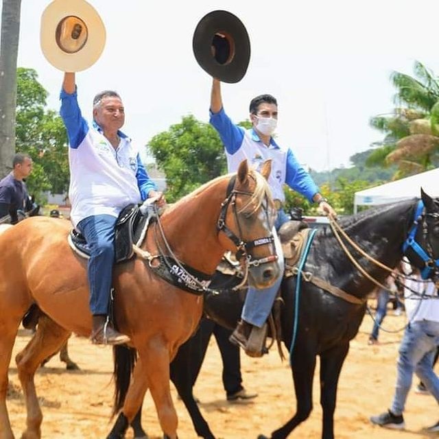 Helder Barbalho e o prefeito João Cleber. Foto: Reprodução