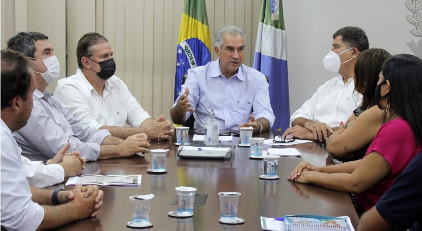 Governador concedeu reajuste aos professores convocados (Foto: Chico Ribeiro)