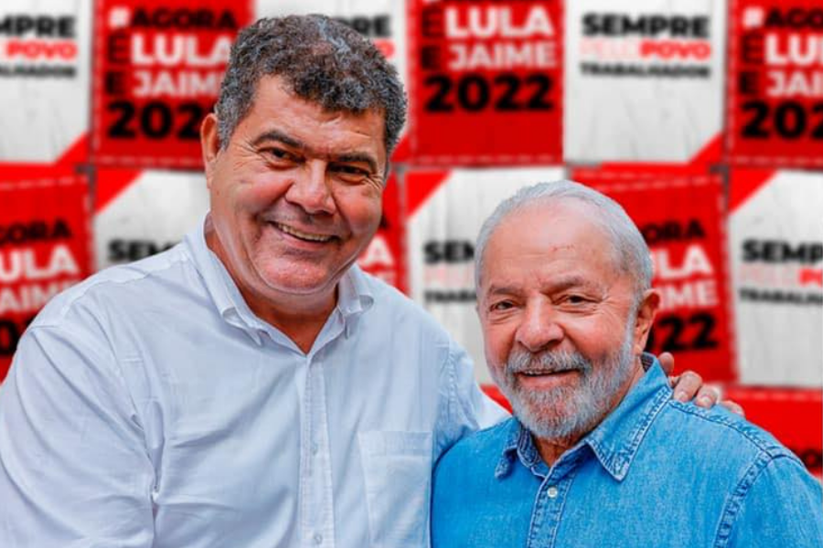 Jaime Teixeira em foto à esqueda de Lula. Foto: Redes 
