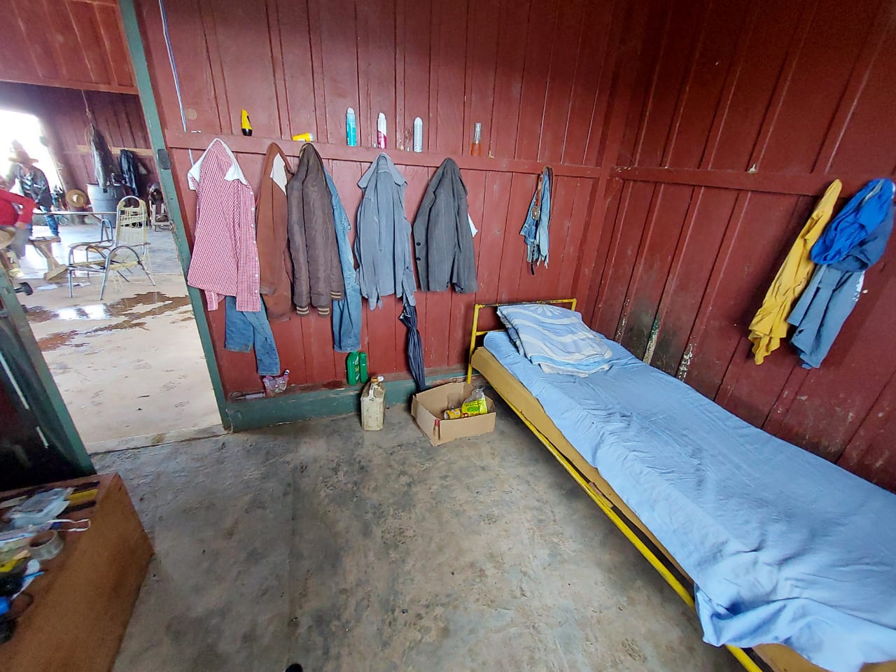 Trabalhador idoso vivia em condições precárias há 20 anos na Fazenda Matão . Foto: MPT-MS