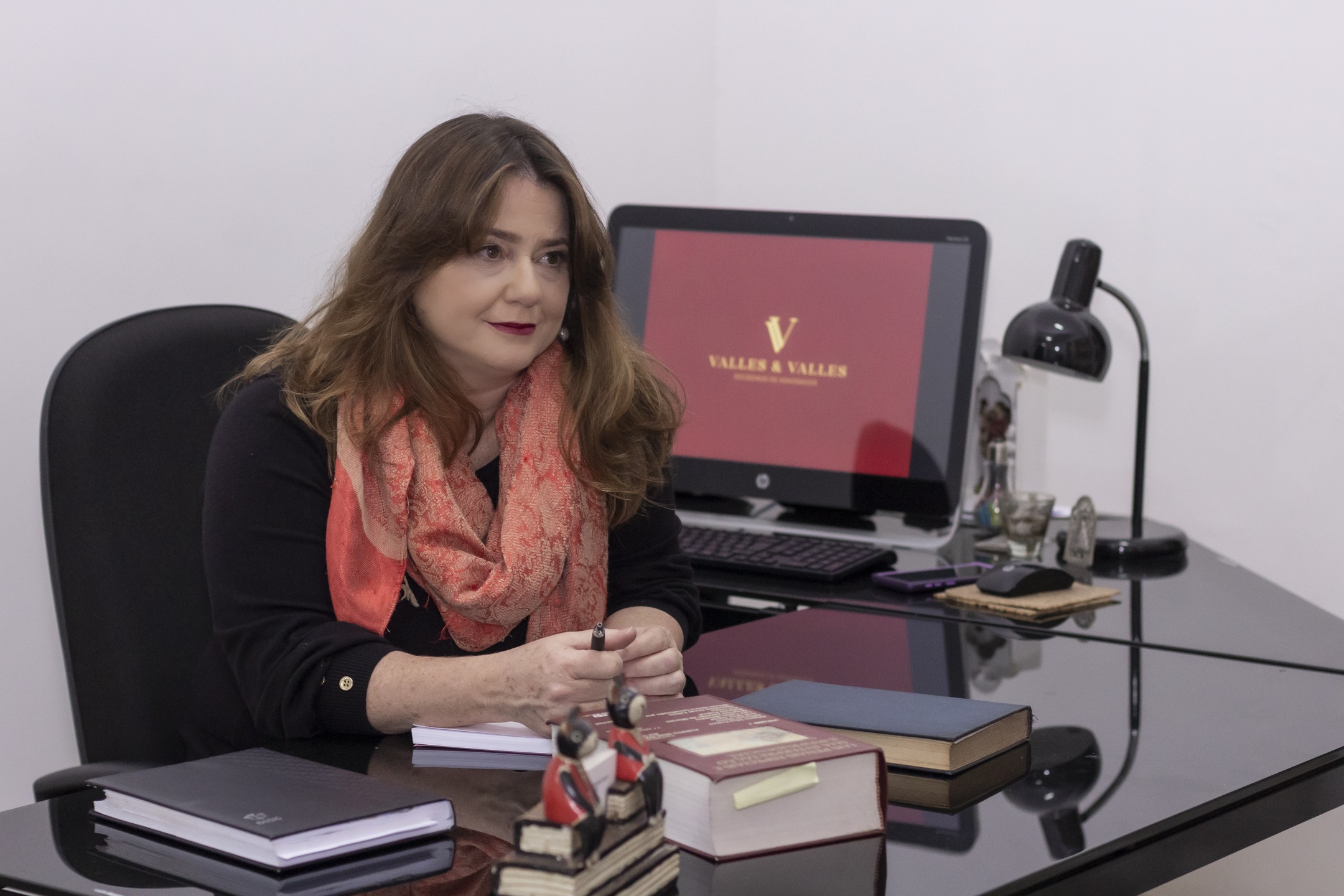 A jurista e mestre em Direito Penal Jacqueline Valles. Foto: Divulgação