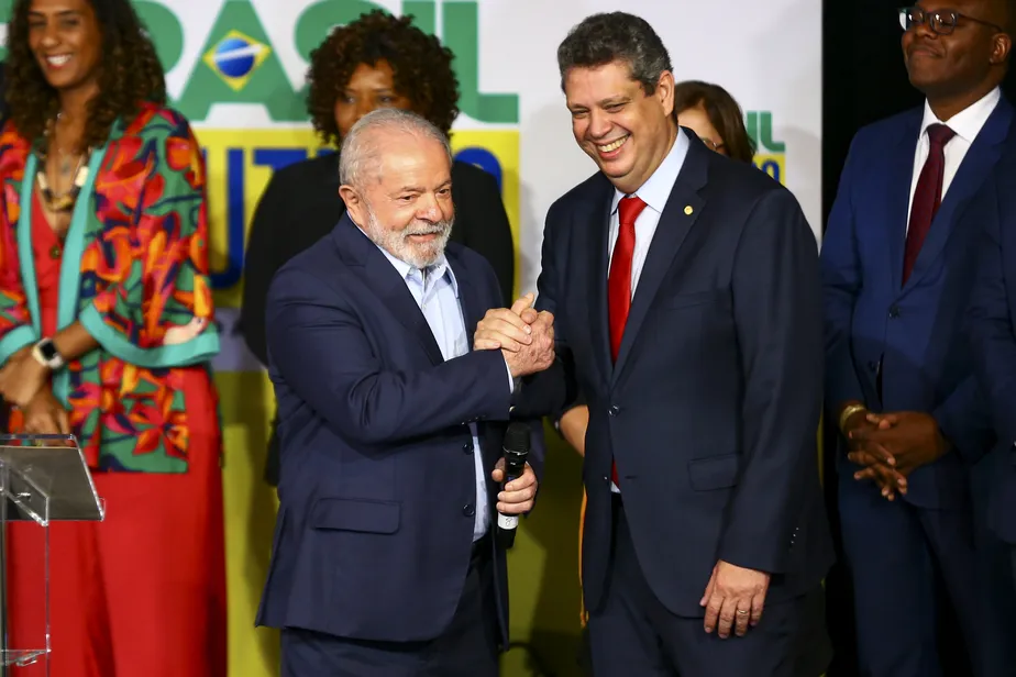 Lula e o futuro ministro da Secretaria-Geral, Márcio Macedo Marcelo Camargo/Agência Brasil