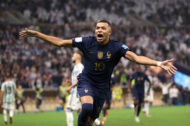 Mbappé (80 pênaltis, 81, 118 pênaltis). Foto: Fifa