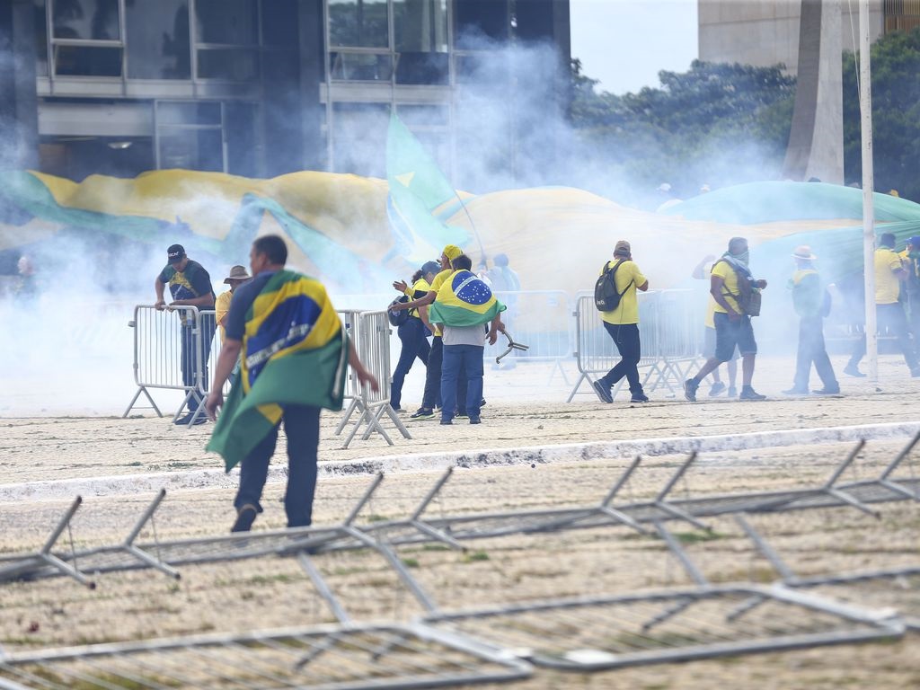 Terroristas invadem Congresso, STF e Palácio do Planalto.  Foto: Marcelo Camargo/Agência Brasil