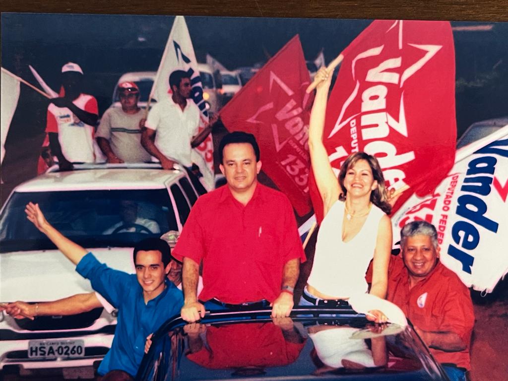 Vander Loubet em carreata no início da sua carreira política. Foto: Reprodução | Aquivo 