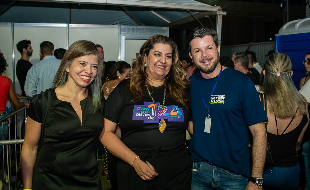 (23.ago.23) - A secretária de Cultura e Turismo e a servidora federal Bárbara Blaudt Rangel. Foto: Tero Queiroz 