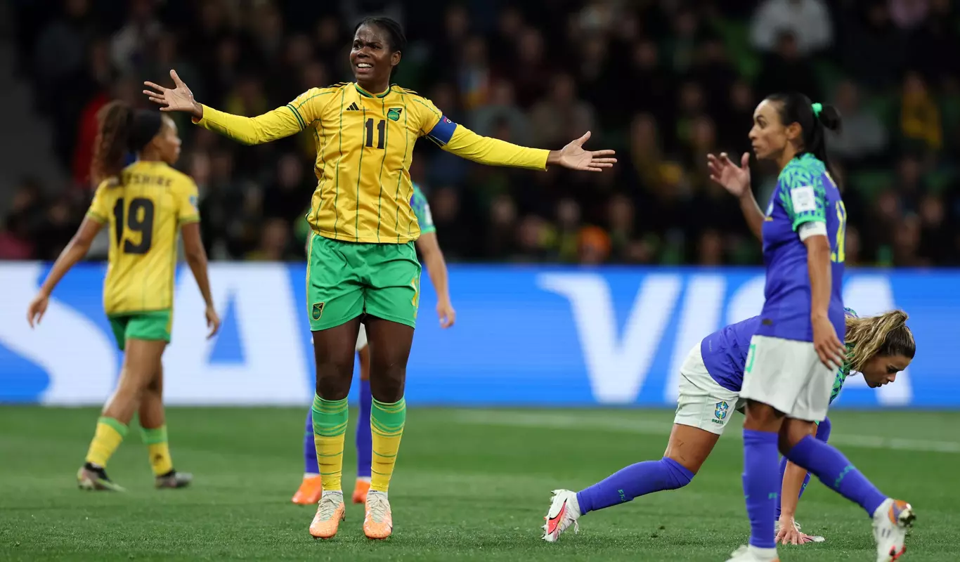 Seleção brasileira perde jogo decisivo e está eliminada do Mundial