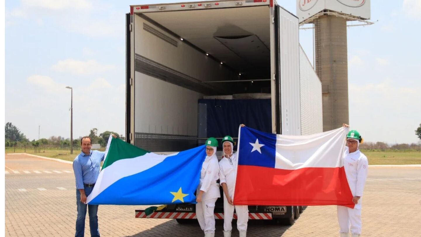 Fiasco internacional: o caminhão que faria 'estreia' da Rota Bioceânica teve que para Campo Grande por falta de documentação. Foto: Reprodução