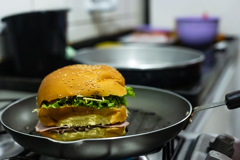 Lanche preparado por Maycon &agrave; reportagem do MS Not&iacute;cias. Foto: Tero Queiroz 