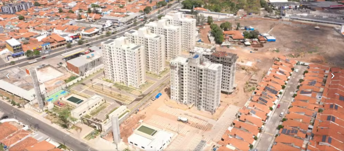 Foto a&eacute;rea mostra constru&ccedil;&atilde;o dos condom&iacute;nios da MRV. Pesquisa arqueol&oacute;gica na &aacute;rea, determinada pelo Iphan e realizada pela W Lage Arqueologia, encontrou esqueletos e 100 mil pe&ccedil;as de valor arqueol&oacute;gico.  Foto: Paulo Soares