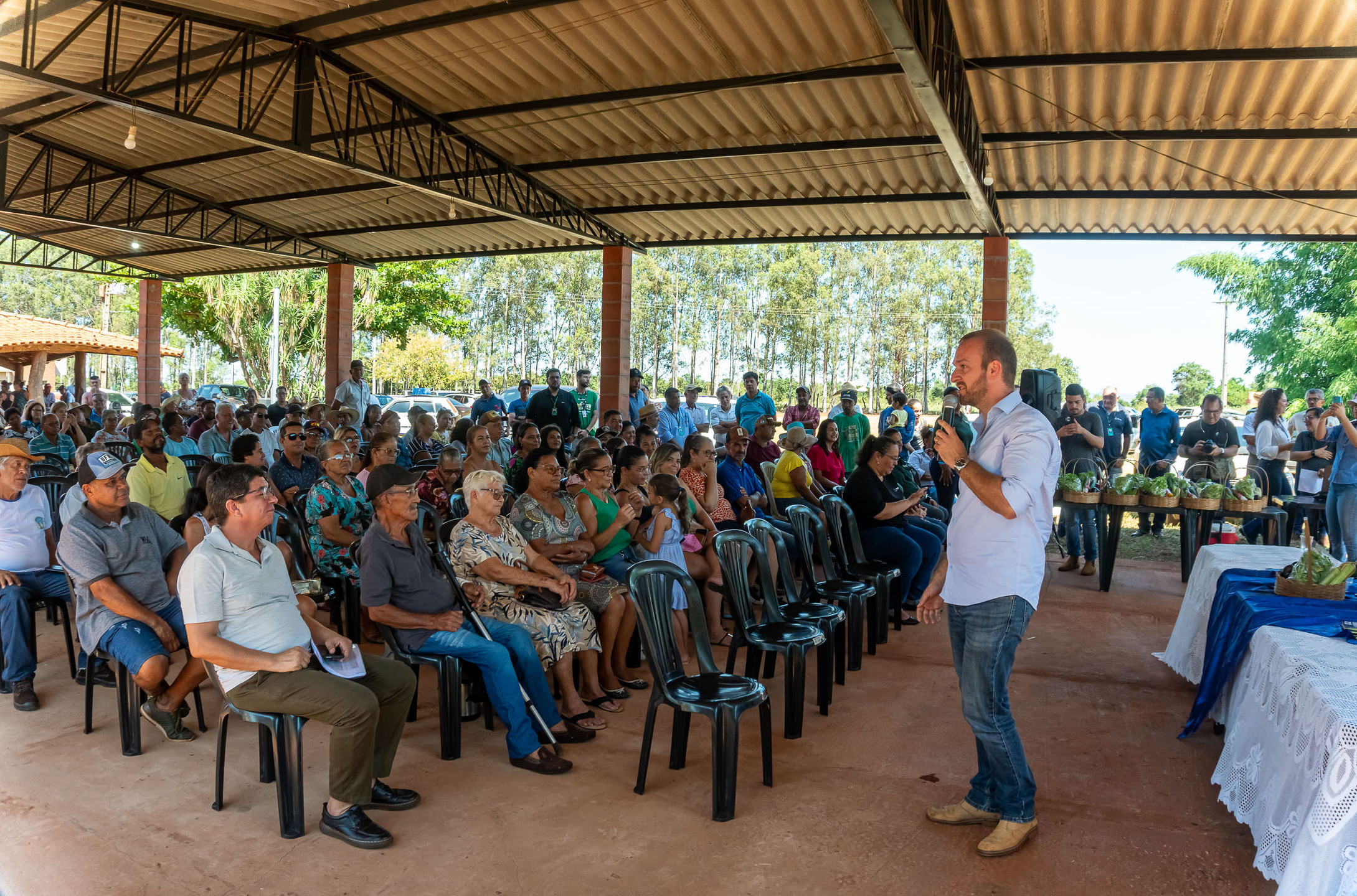 O prefeito de Terenos, Henrique Budke citou o compromisso do Estado em manter viável a atividade do pequeno agricultor. Foto: Tero Queiroz