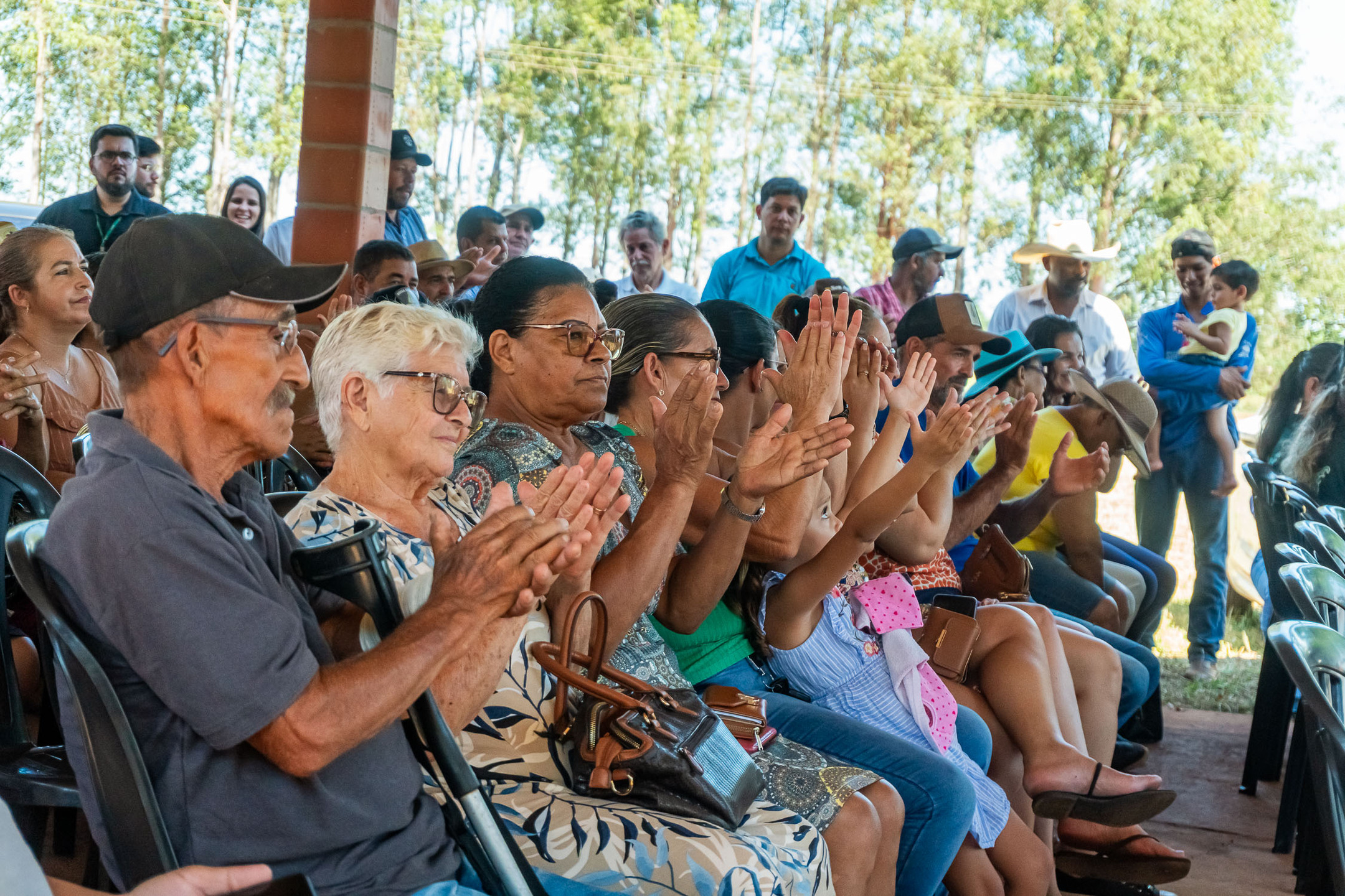 Moradores do 7 de Setembro durante cerimônia de entrega de Título Definitivos. Foto: Tero Queiroz 