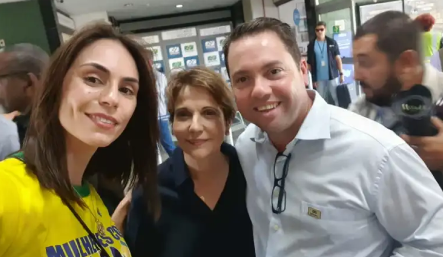 Os extremistas de direita Luana Ruiz, a senadora Tereza Cristina e o deputado federal conhecido como 'Gordinho do Bolsonaro'. Foto: Reprodução 