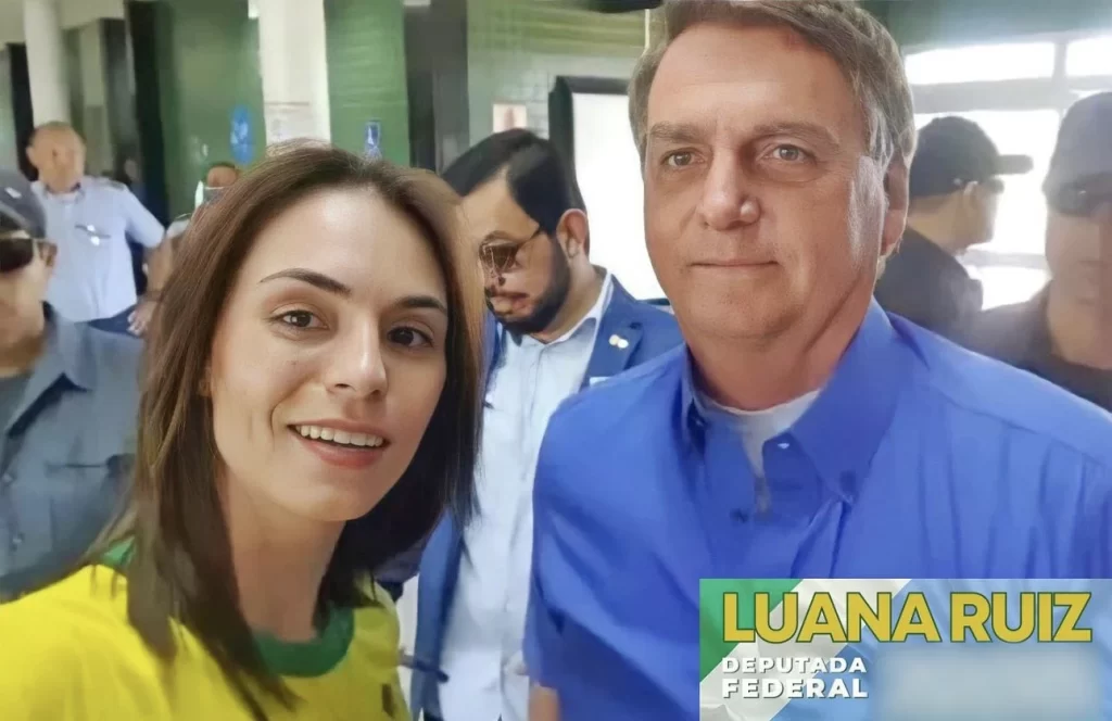 Luana Ruiz e o extremista de direita inelegível Jair Bolsonaro, ambos do PL. Foto: Arquivo