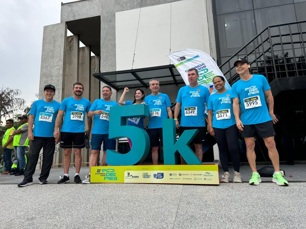 O governador Eduardo Riedel e parte dos deputados correram 5K na 2ª Corrida dos Poderes. Foto: Reprodução