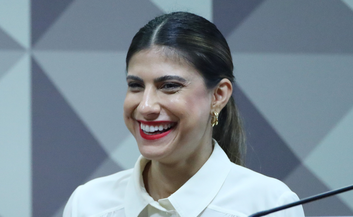 A deputada federal Camila Jara (PT-MS) é uma das principais defensoras da participação feminina na política e uma das vozes mais atuantes do Partido dos Trabalhadores no Brasil. Foto: Bruno Spada/Câmara dos Deputados