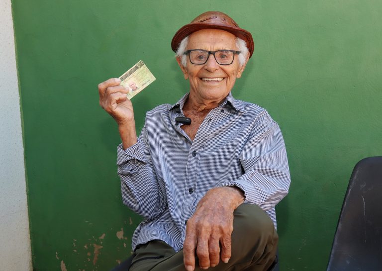 Ranulfo passou pelo exame médico com louvor e conquistou mais três anos de habilitação.