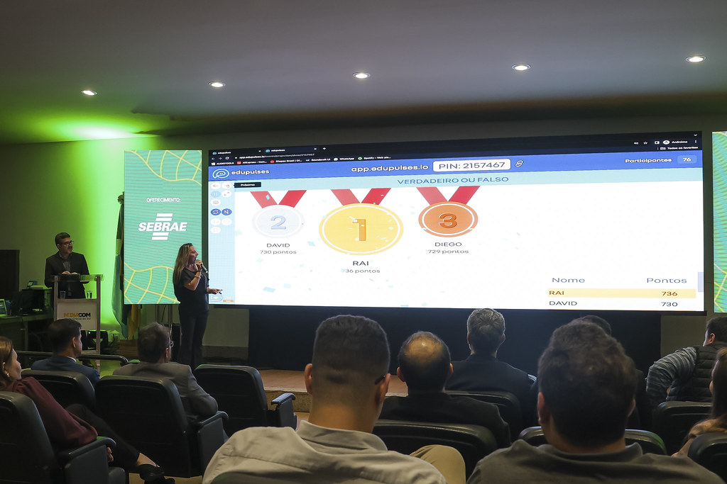 O evento contou com palestras de Fernando Morgado, Marina Alves e Frederico Souza, que enriqueceram o debate com dados e reflexões sobre o papel atual e futuro dos meios de comunicação. Foto: MidiacomMS