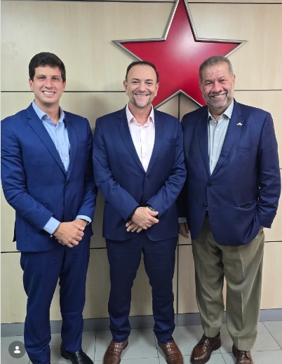 Campos, Edinho e Lupi selaram presen&ccedil;a do PDT no palanque de Lula e aliados  Instagram