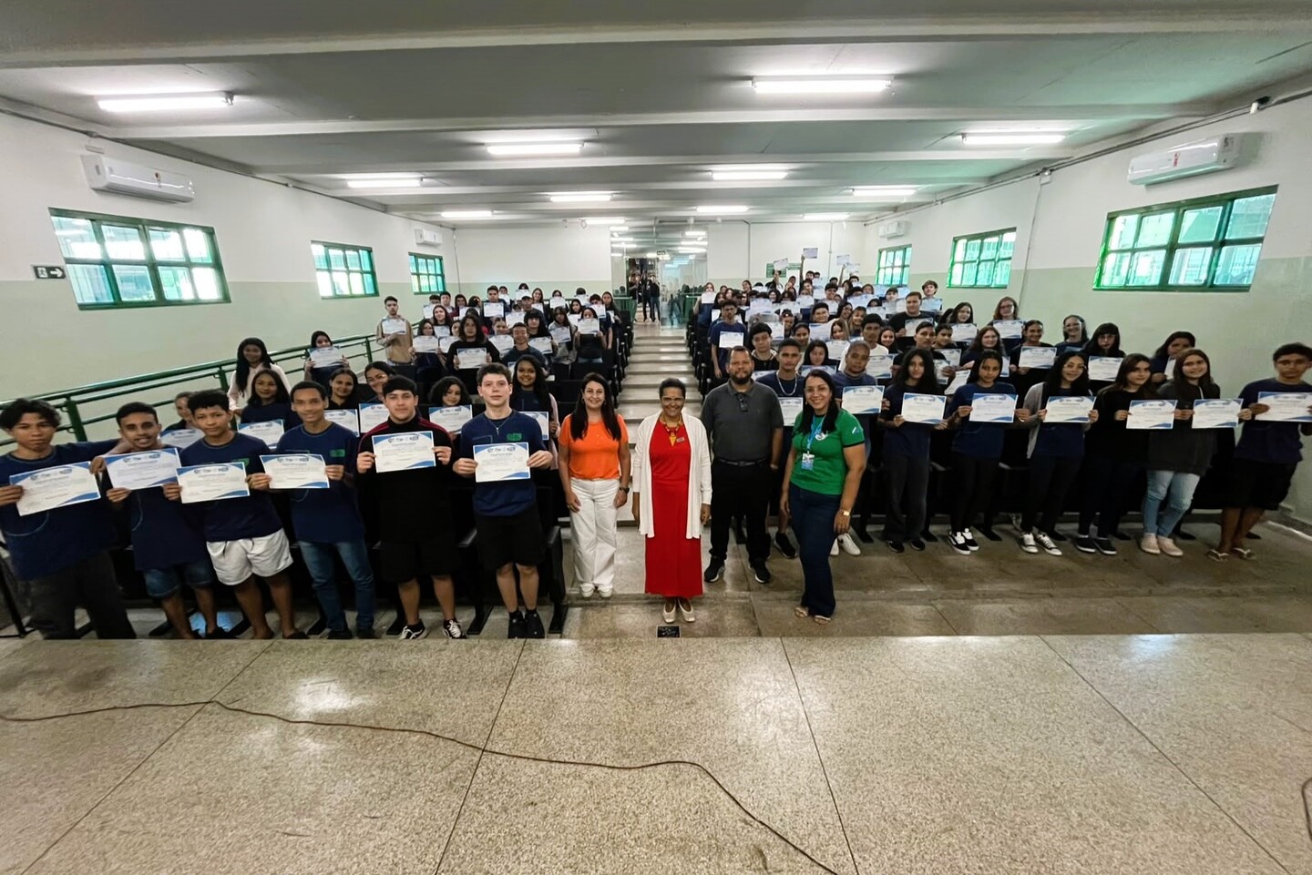 Estudantes da Escola Estadual Professor Jo&atilde;o Magiano Pinto, conhecida como Jomap.